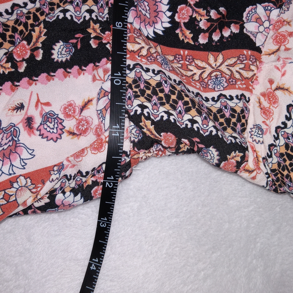 Lily Rose Floral Boho Cropped Jumpsuit Romper Womens Size XS - Picture 14 of 16